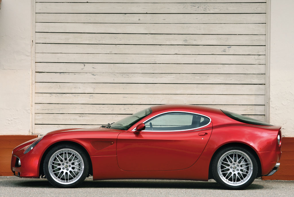 http://www.forumpassat.fr/uploads/20_alfa-romeo-8c--10.jpg
