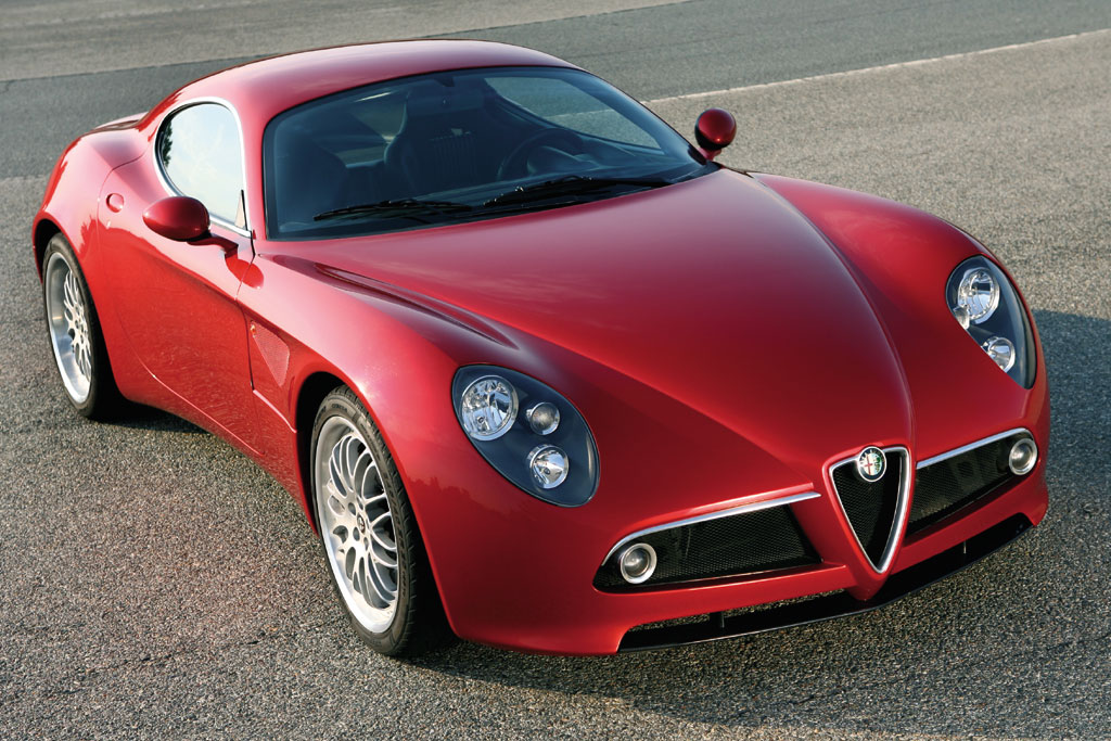 http://www.forumpassat.fr/uploads/20_alfa-romeo-8c--12.jpg