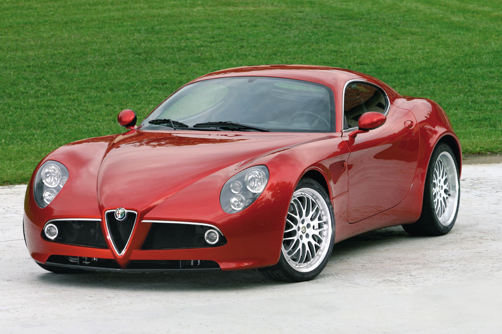 http://www.forumpassat.fr/uploads/20_alfa-romeo-8c--13.jpg