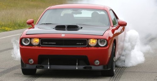 http://www.forumpassat.fr/uploads/20_dodge_challenger_srt10_concept_00.jpg