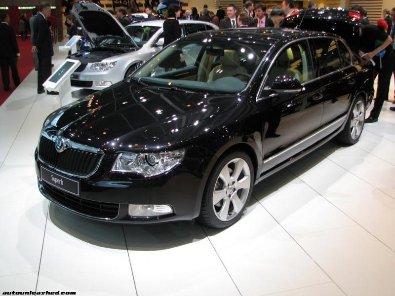 http://www.forumpassat.fr/uploads/20_new_skoda_superb_geneva16.jpg