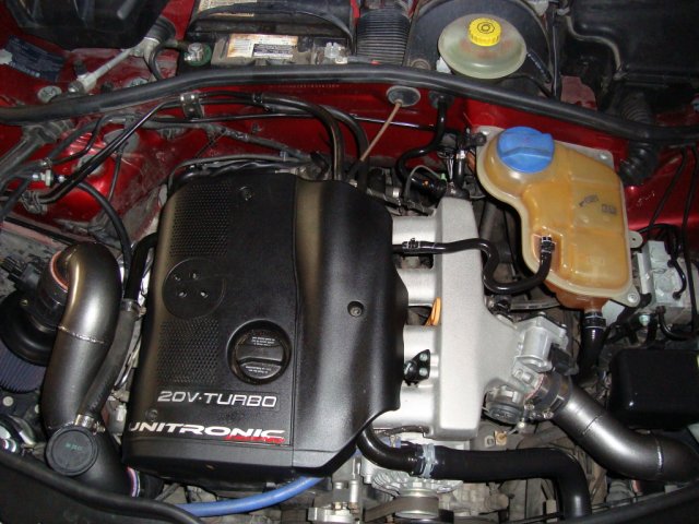 http://www.forumpassat.fr/uploads/20_red_turbo_intake_03.jpg