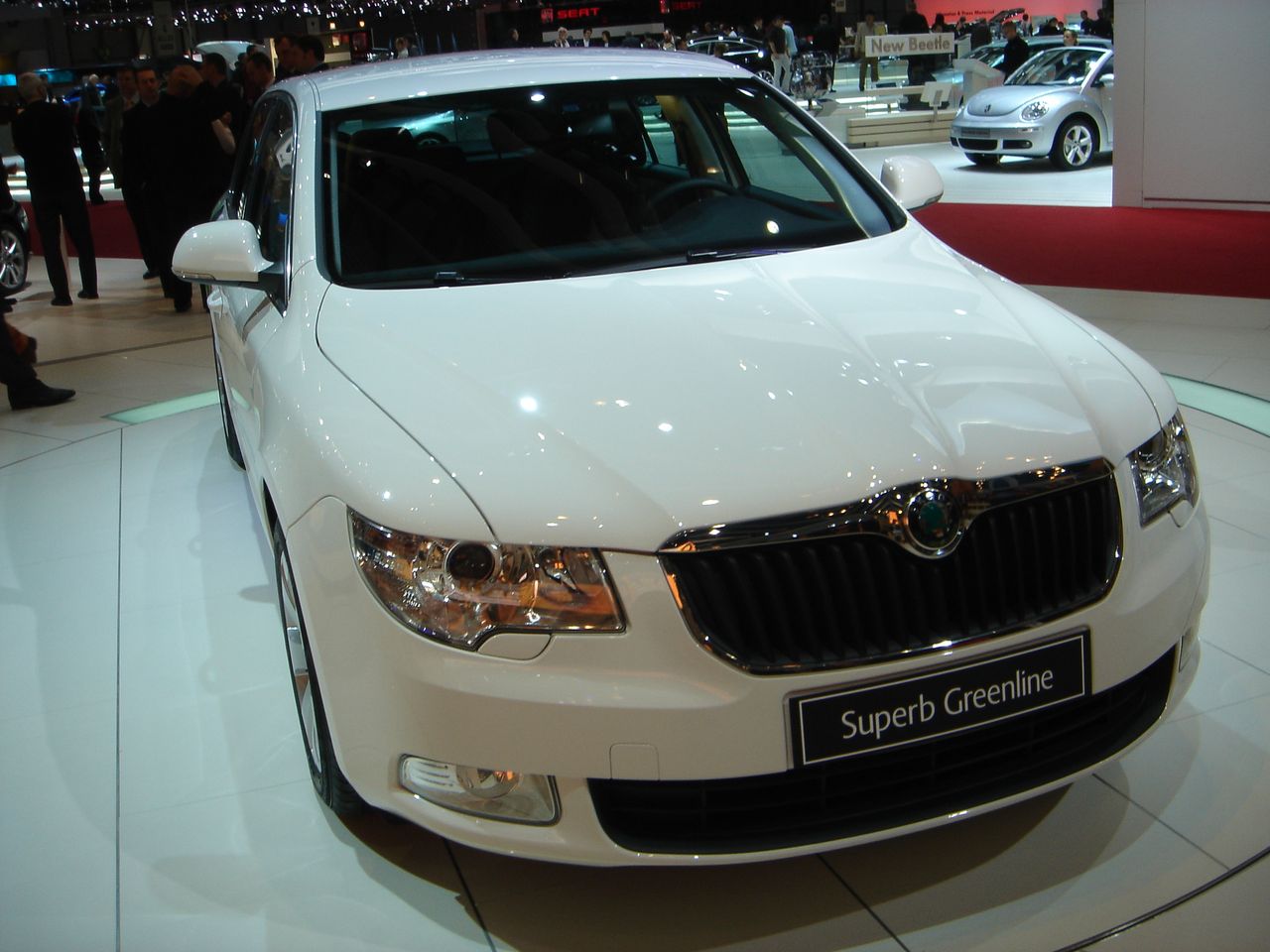 http://www.forumpassat.fr/uploads/20_skoda_superb_-_salon_de_gen_ve_2008__10_.jpg