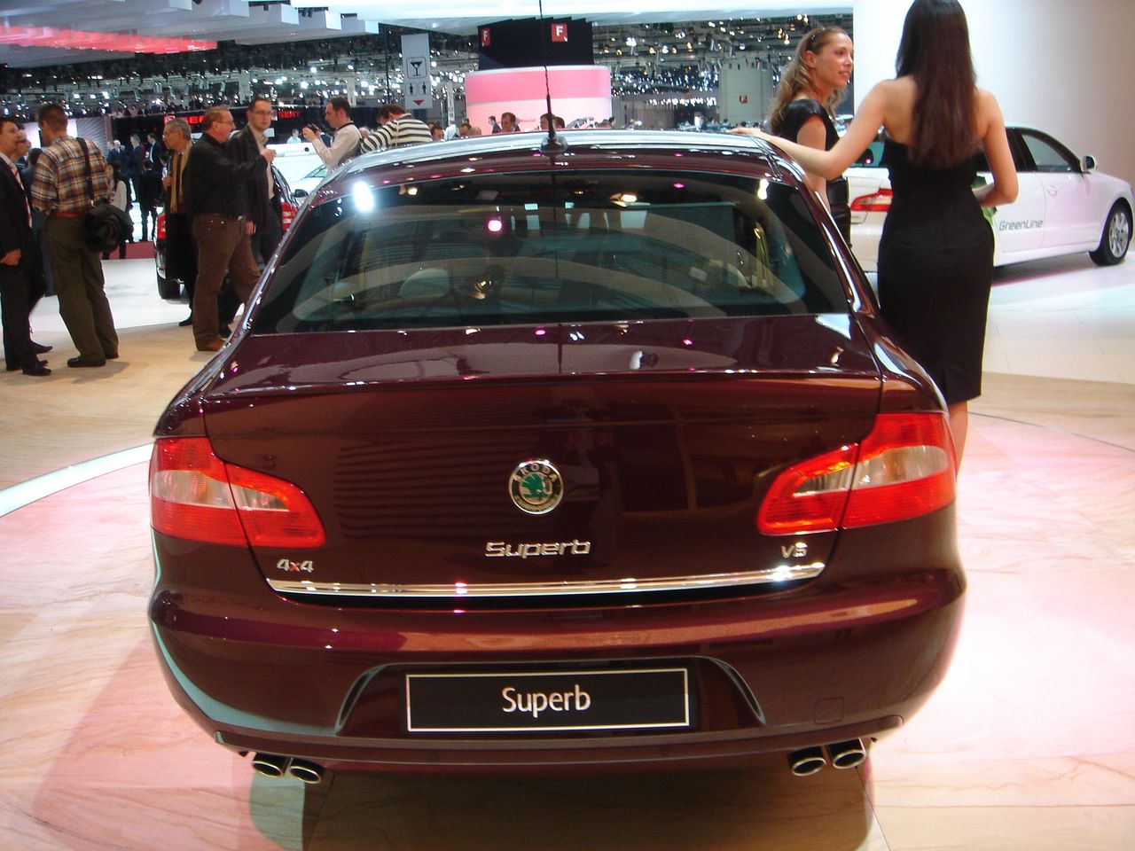 http://www.forumpassat.fr/uploads/20_skoda_superb_-_salon_de_gen_ve_2008__6_.jpg