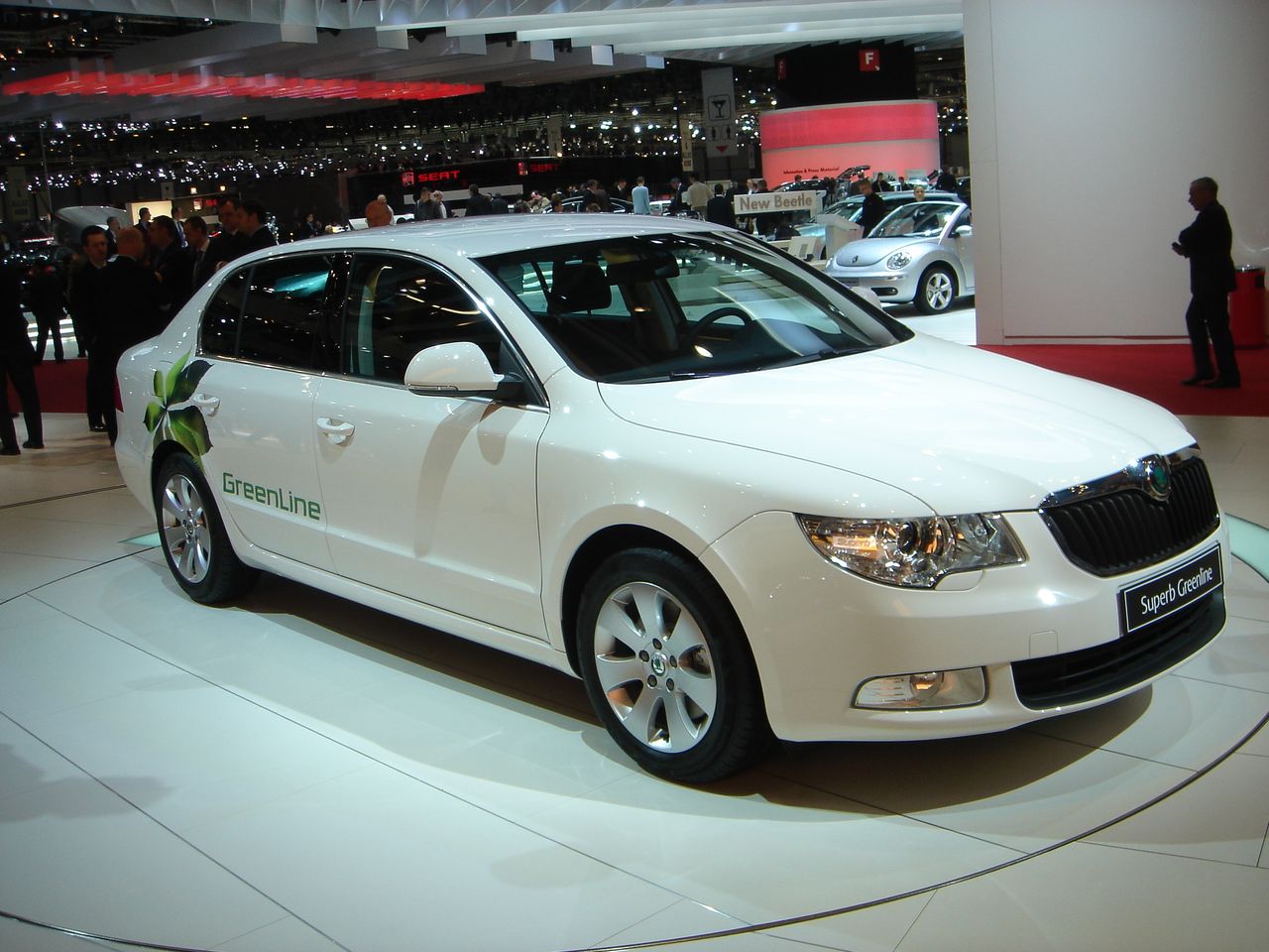 http://www.forumpassat.fr/uploads/20_skoda_superb_-_salon_de_gen_ve_2008__9_.jpg