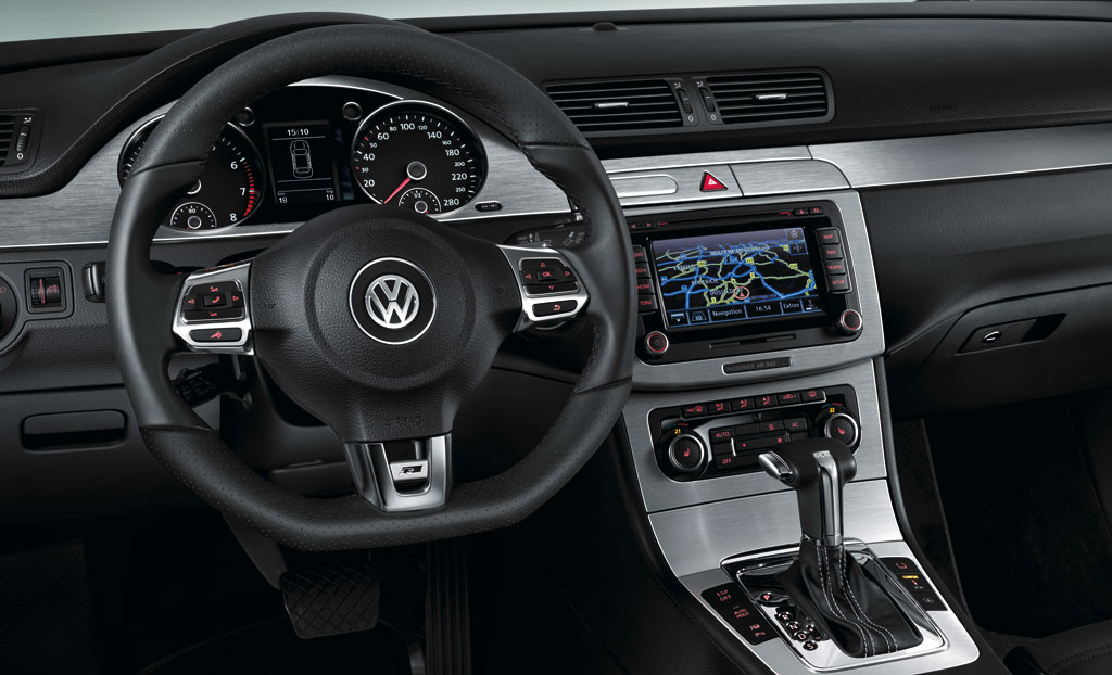 http://www.forumpassat.fr/uploads/711_volkswagen-passat-cc-r-line-4.jpg