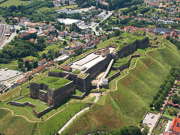 http://www.forumpassat.fr/uploads/783_citadelle_1.jpg